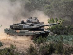 Indra negocia con Rheinmetall, Leonardo y Hanwha para los obuses españoles