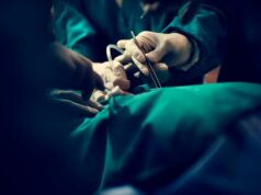 Olympia Quirónsalud implanta su primera prótesis de hombro ambulatoria