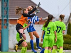 Cómo las mujeres transmiten la pasión por el fútbol en España