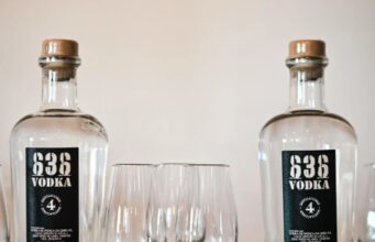 Ni Rusia ni Polonia: el nuevo vodka premium que nace en Xinzo de Limia