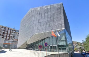 La boda que iba a evitar una expulsión en España y terminó sentando a la pareja de Verín en el banquillo