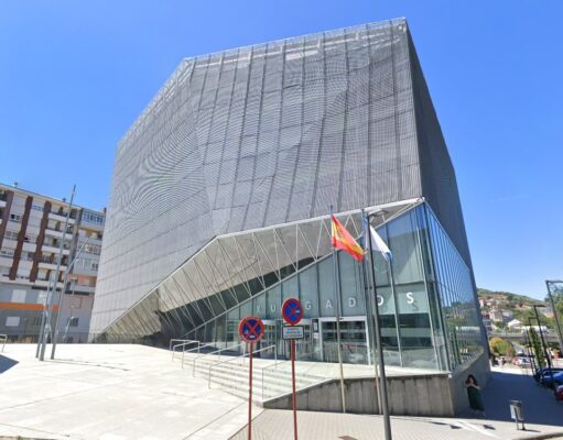 La boda que iba a evitar una expulsión en España y terminó sentando a la pareja de Verín en el banquillo