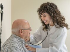 Más especialización y nuevos profesionales, prioridades del sector geriátrico ante el envejecimiento