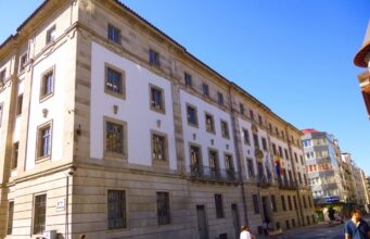 El golpe en un banco de Xinzo era solo una pieza de un fraude de 58.000 euros que recorrió media España