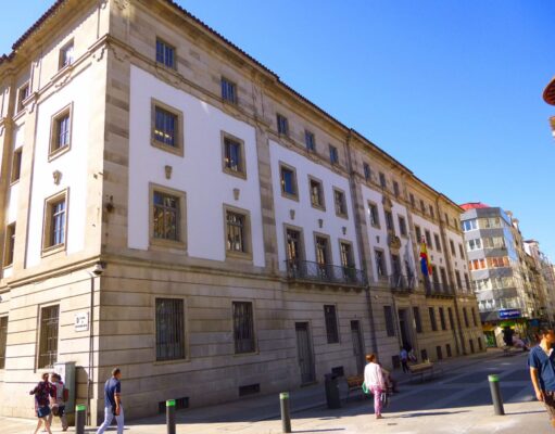 El golpe en un banco de Xinzo era solo una pieza de un fraude de 58.000 euros que recorrió media España