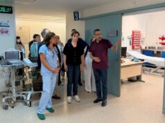 Mónica García contrata servicios de Quirónsalud en Ceuta mientras cuestiona su modelo en Madrid