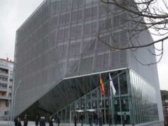 Condenado en Ourense tras aislar a una anciana de 83 años, quedarse con su herencia y dejarla pidiendo auxilio desde un octavo piso